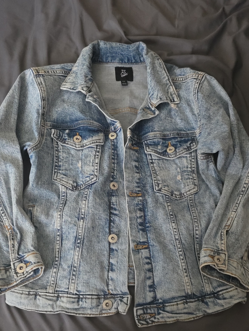 Light Wash Denim Jacket - Unbranded